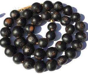 35 PCS African round hand carved Ebony wood Silver Copper Inlaid 35 PCS African round hand carved Ebony wood Silver Copper Inlaid