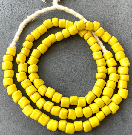 Vintage yellow Venetian glass beads