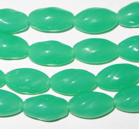 Czech handmade fancy emerald green glass beads