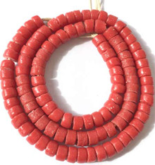 Strand Ghana Red Krobo Recycled Disk Glass African trade beads