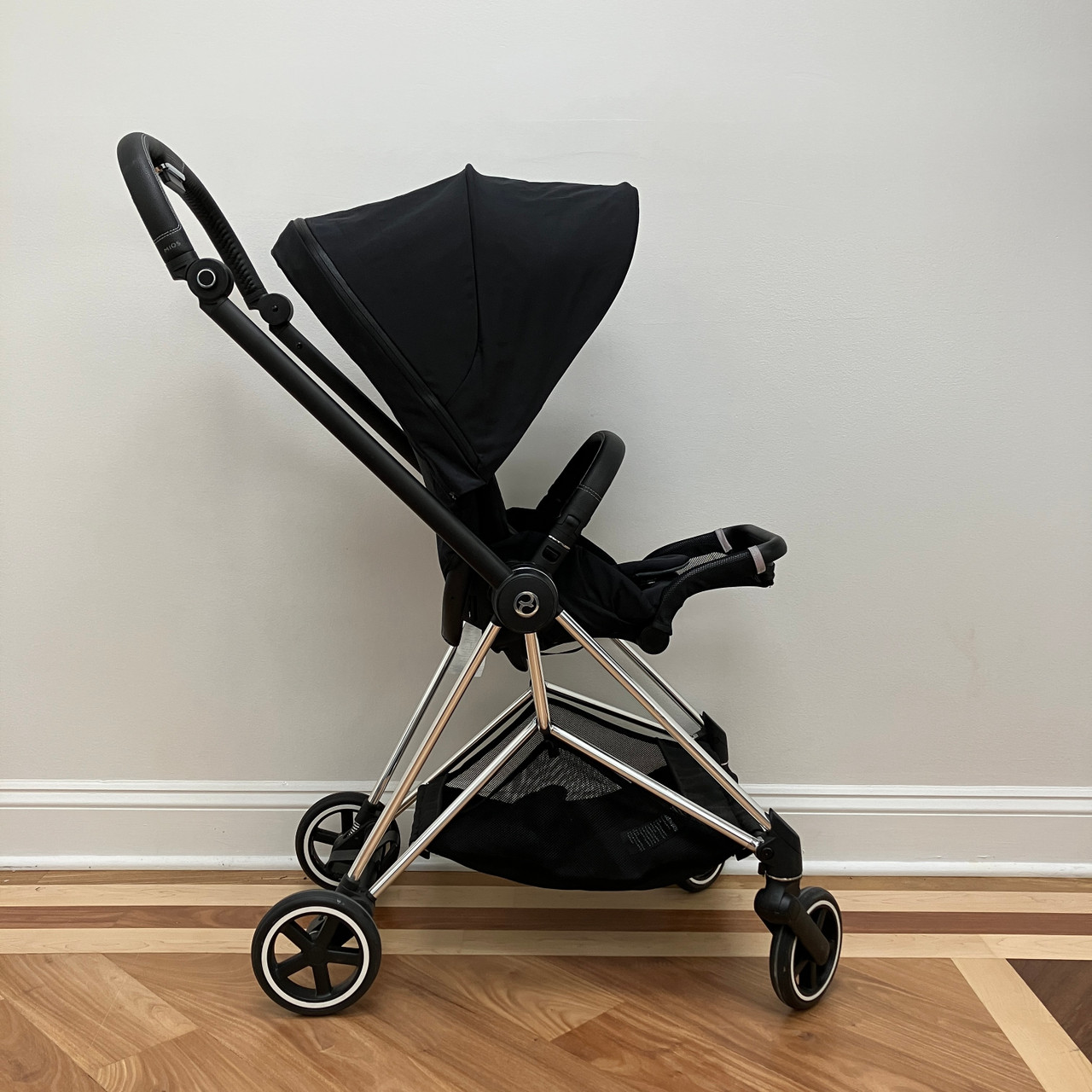britax 55 convertible car seat One4Life Seat, 10 Years of Use from 5 to 120 Pounds, Converts from Rear-Facing Infant Car to Forward-Facing Booster Seat, Machine-Washable Fabric, Iris Onyx Size:CERTLTG4000D-CXH - 6.2:1 Travel light, stay stylish. a removable head pillow color-hot-gill