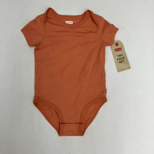 Levi's Peach Colored Onsie 12m