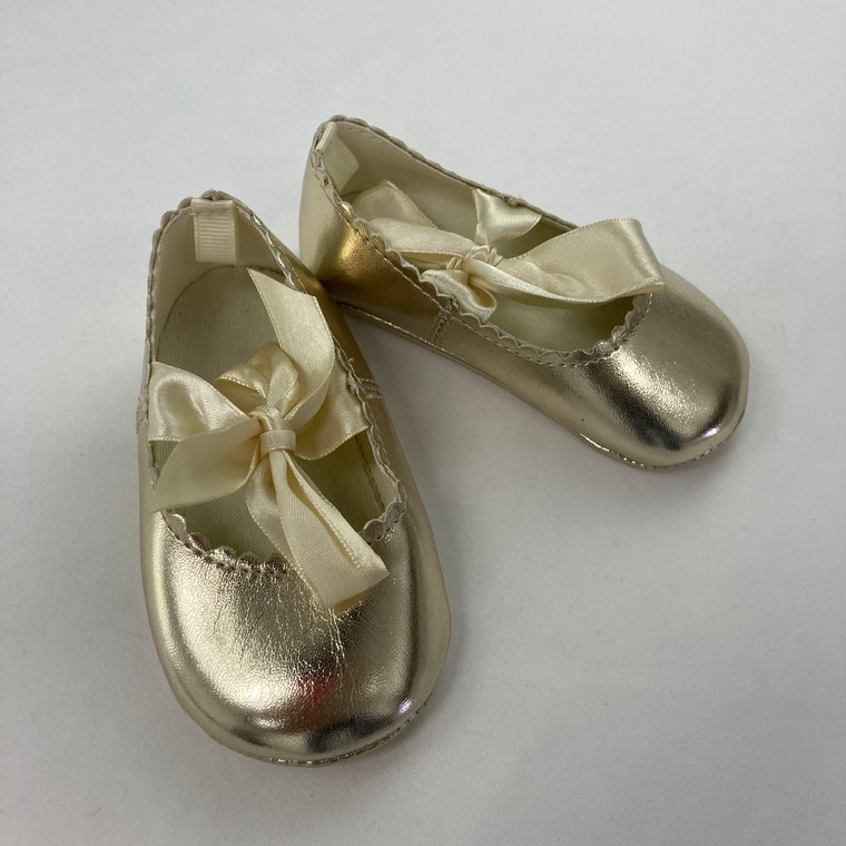 First Impressions Gold Scallop Flats 9-12 mth