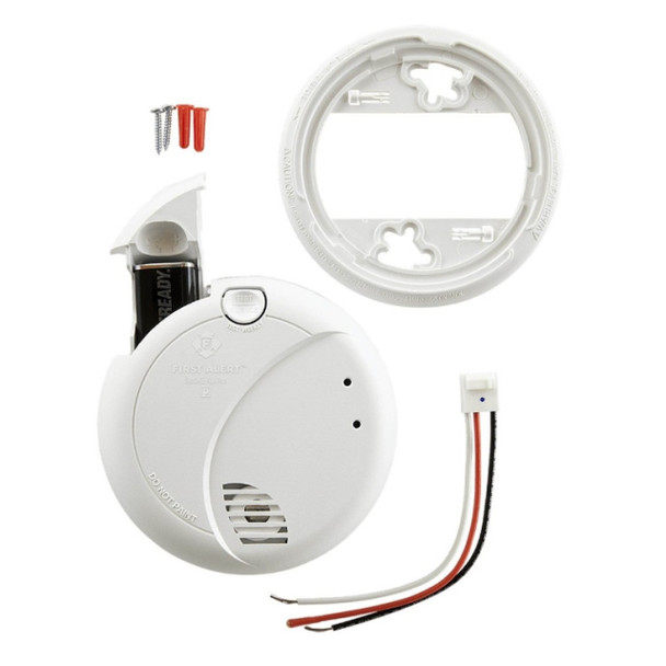 First Alert 7010B Smoke Detector (120VAC)