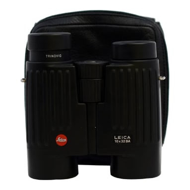 Leica Trinovid 10x32 BA Binocular, very good condition, comes with leather case (no box, neck strap or lens cover) -UB462
