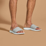 OluKai Men's Komo Slide Sandals - Mist Grey