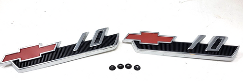 Chevrolet Chevy C10 1/2 Ton Truck 1962 Front Fender Emblem Set