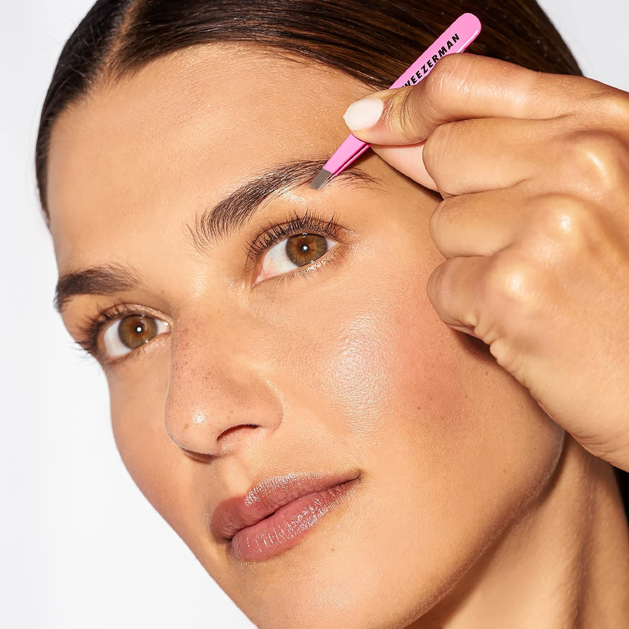 Tweezerman Mini Slant Tweezer Neon Pink