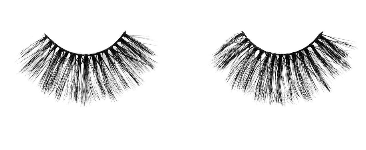 Andrea Strip Lash 107 Black