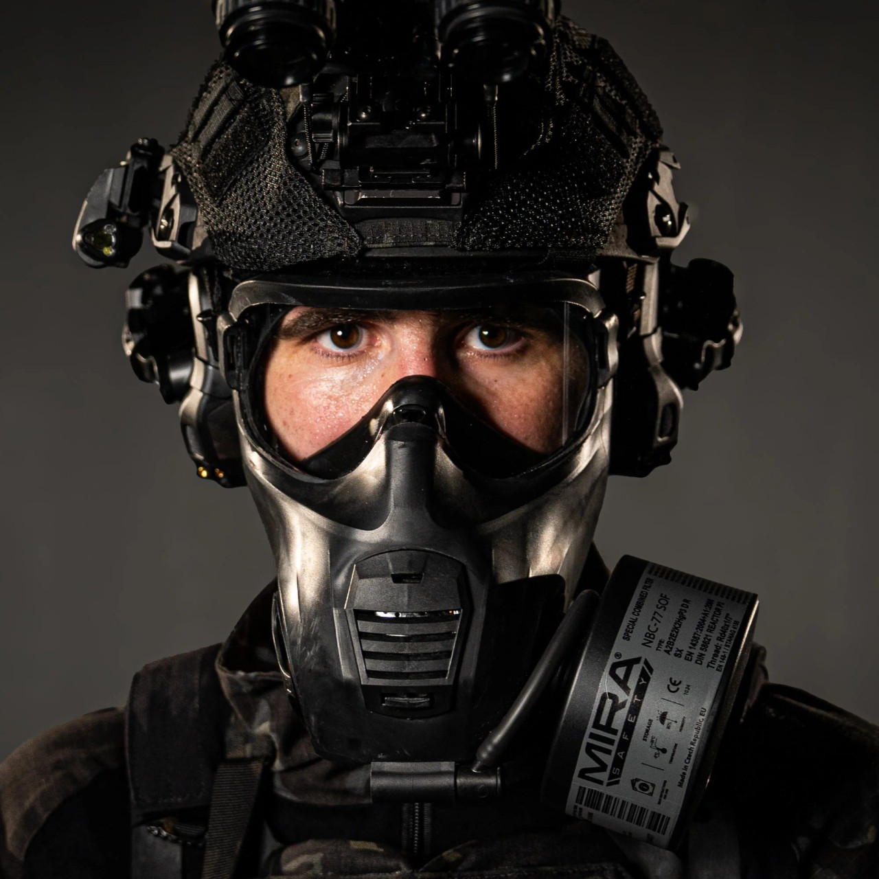 US. M6A2 CBRマスク用フード MIRA Safety C21 Full-Face Respirator Tactical Gas Mask