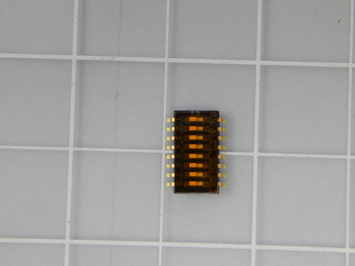TE CONNECTIVITY 1-1571983-0 Q00615 DIP Switches / SIP Switches SPST 8POS REC RCKR SMT DIP SWITCH