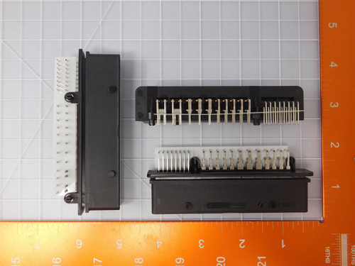 Lot of 29 TE CONNECTIVITY 1534531-1  X90143 Automotive Connectors TAB HEADER ASSY 38P Lot of 29 TE CONNECTIVITY 1534531-1  X90143 Automotive Connectors TAB HEADER ASSY 38P