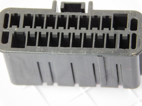 TE CONNECTIVITY 284742-1  X88591