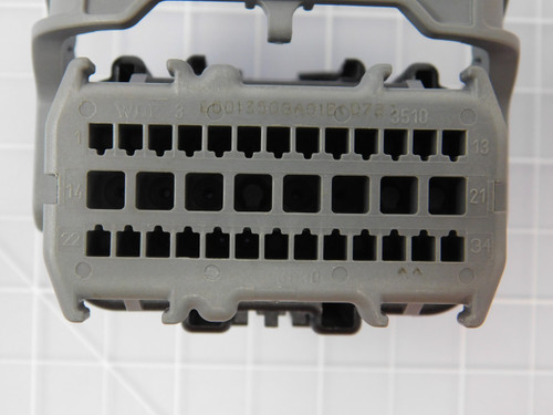 Lot of 33 WDP 60013508A01B (072)  X91800