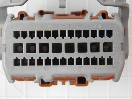 Lot of 43 WDP 60013508C01B(081)  X91489