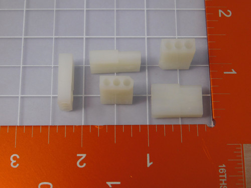 MOLEX 03-06-1032  Q00302 Pin & Socket Connectors 3 CIRCUIT RECEPTACLE