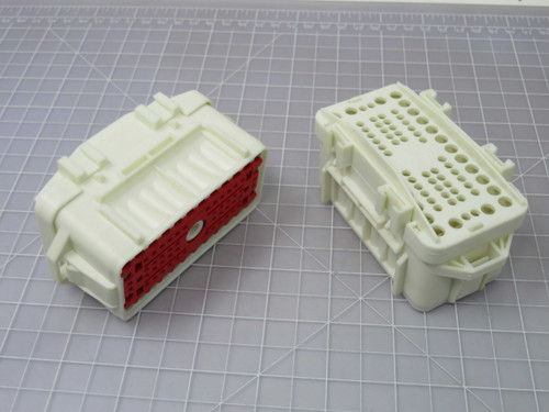 Lot of 37 TE CONNECTIVITY 1599186-1  X99925 Automotive Connectors HSG ASY 76P SKT CONT