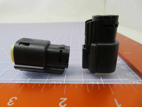 MOLEX 33472-0659  X95932 Automotive Connectors