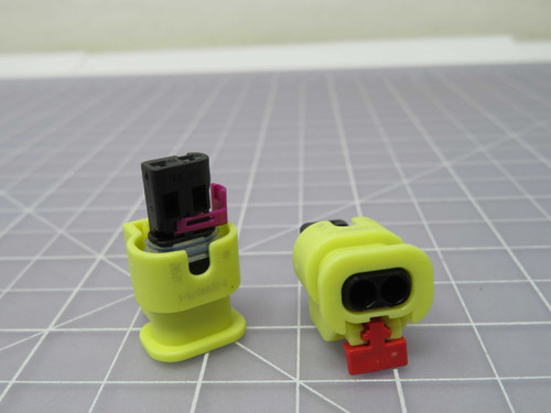 TE CONNECTIVITY 1-2299071-1  X98750 Automotive Connectors 2POS, MCON 1.2