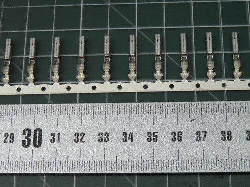 DELPHI 15521506  X99859 Automotive Connectors 1.5 Clean Body APEX Female SN Unsealed Terminal