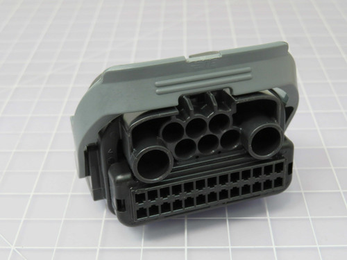 Lot of 28 TE CONNECTIVITY 1587041-1  X96710 Automotive Connectors 34P FEMALE PLUG ASSY-KEY A