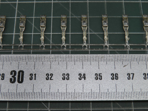 DELPHI 15304710  X99979 Automotive Connectors FEM UNSLD TIN TERM CBL RNG .35-50MM