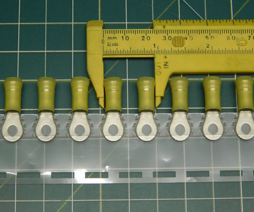 Lot of 588 TE CONNECTIVITY 2-35108-1 MS25036-156 CONN RING CIRC 10-12AWG #8 CRIMP X115486