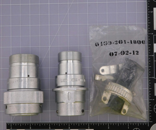 Lot of 8 DEUTSCH HD36-24-29SE-059  PLUG ASM Automotive Connectors X115437 Lot of 8 DEUTSCH HD36-24-29SE-059  PLUG ASM Automotive Connectors X115437