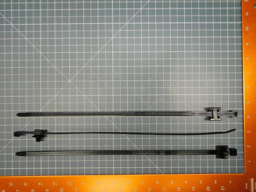 Lot of 156 HELLERMANNTYTON 156-00067 HEAVY-DUTY FIR TREE MOUNT CABLE TIE, 15" X .3", 100/PKG