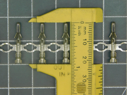 Lot of 2000 MOLEX 2092116 093 MALE TERM CHAIN BRS TIN 18-22