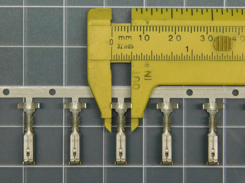 Lot of 2222 APTIV 12110847 TERM F M/P 280 SN SEALED