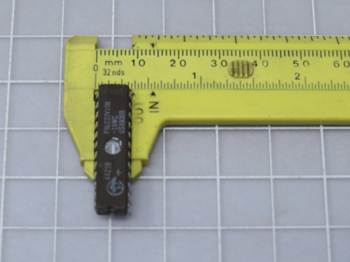 Lot of 4 CYPRESS SEMICONDUCTOR PALC22V10B-15WC  X99068 FLASH PLD, 15NS, PAL-TYPE Lot of 4 CYPRESS SEMICONDUCTOR PALC22V10B-15WC  X99068 FLASH PLD, 15NS, PAL-TYPE
