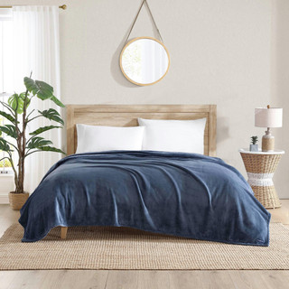 Thumbnail 1: Tommy Bahama Ultra Soft Solid Plush Fleece Blanket 