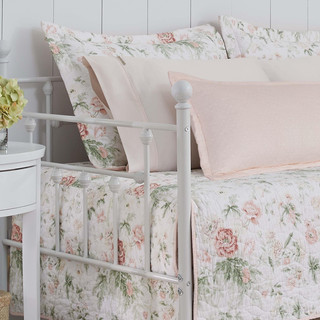 Thumbnail 3: Laura Ashley Laura Ashley Breezy 4 Pc Quilted Daybed Cover Set 