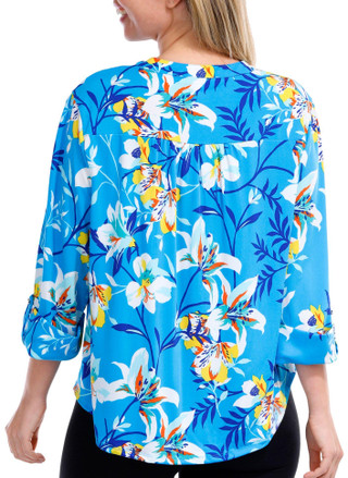 Thumbnail 2: Juniper + Lime Juniper + Lime Petite Printed 3/4 Sleeve Pleated Top 