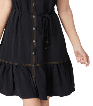 Thumbnail 3: BLACK