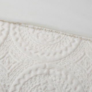 Thumbnail 16: Madison Park Madison Park Arya Medallion Ultra Plush Comforter Set 