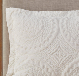 Thumbnail 11: Madison Park Madison Park Arya Medallion Ultra Plush Comforter Set 