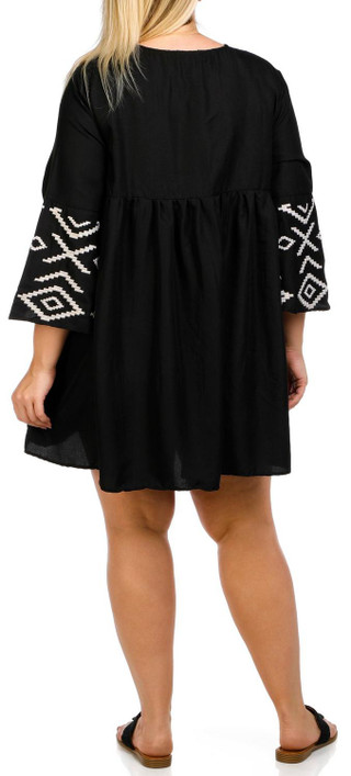 Thumbnail 2: BLACK