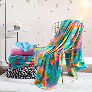 Thumbnail 6: Betsey Johnson Betsey Johnson Bouquet Day Blanket 