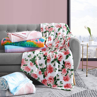 Thumbnail 3: Betsey Johnson Betsey Johnson Dotted Heart Throw 