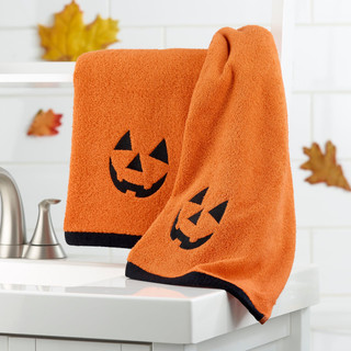 Thumbnail 2: Avanti Avanti Jack-O-Lantern Halloween Hand Towels Set of 2 