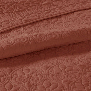 Thumbnail 7: Madison Park Madison Park Quebec Solid Reversible Quilt Set 