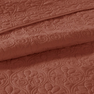 Thumbnail 8: Madison Park Madison Park Quebec Solid Reversible Quilt Set 