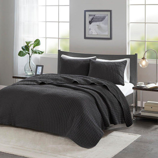 Thumbnail 1: Madison Park Madison Park Keaton Solid Quilt Set 