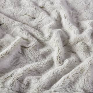 Thumbnail 2: Madison Park Madison Park Zuri Snow Leopard Oversized Faux Fur Throw 