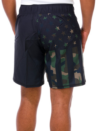 Thumbnail 2: Men's Active Americana Camo Shorts 