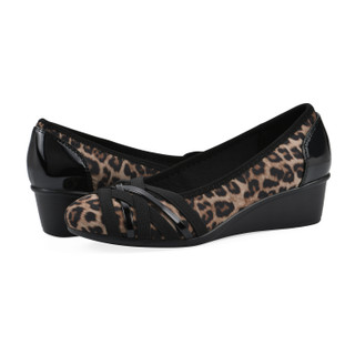 Thumbnail 7: Cliffs by White Mountain Cliffs by White Mountain Womens Bowie Wedge Pumps 