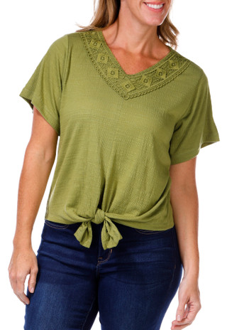 Thumbnail 4: Thomas & Olivia Thomas & Olivia Petite Short Sleeve Lace Trim Top 