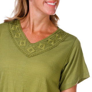 Thumbnail 2: Thomas & Olivia Thomas & Olivia Petite Short Sleeve Lace Trim Top 